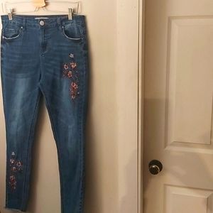 Streetwear Society Embroidery Jeans